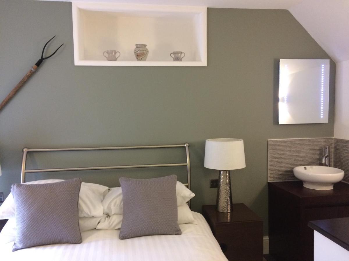 Burcott Mill Guesthouse Wells Exteriér fotografie